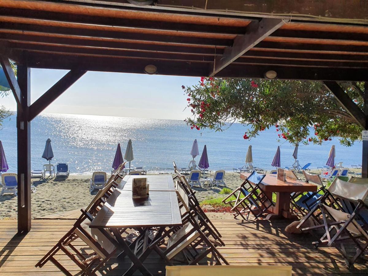 Andreas & Melanie Beach Hotel Governor's Beach Esterno foto