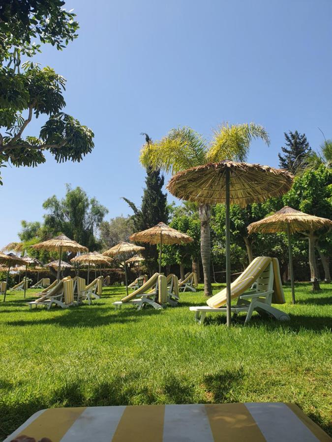 Andreas & Melanie Beach Hotel Governor's Beach Esterno foto